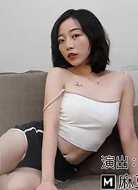 �鶹��ý.MDX0182.����͵��Ů������.�������ɵ���ˮ-���պ���